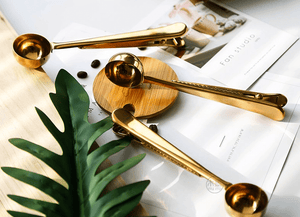 Golden Scoop with Clip | For Pouches - Wellness Lab®